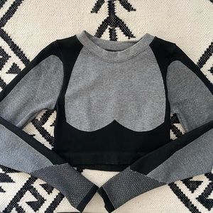 Nova Sport Set NWOT L/XL body contour set Grey/black.